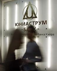KMO_112851_00005_1_t207